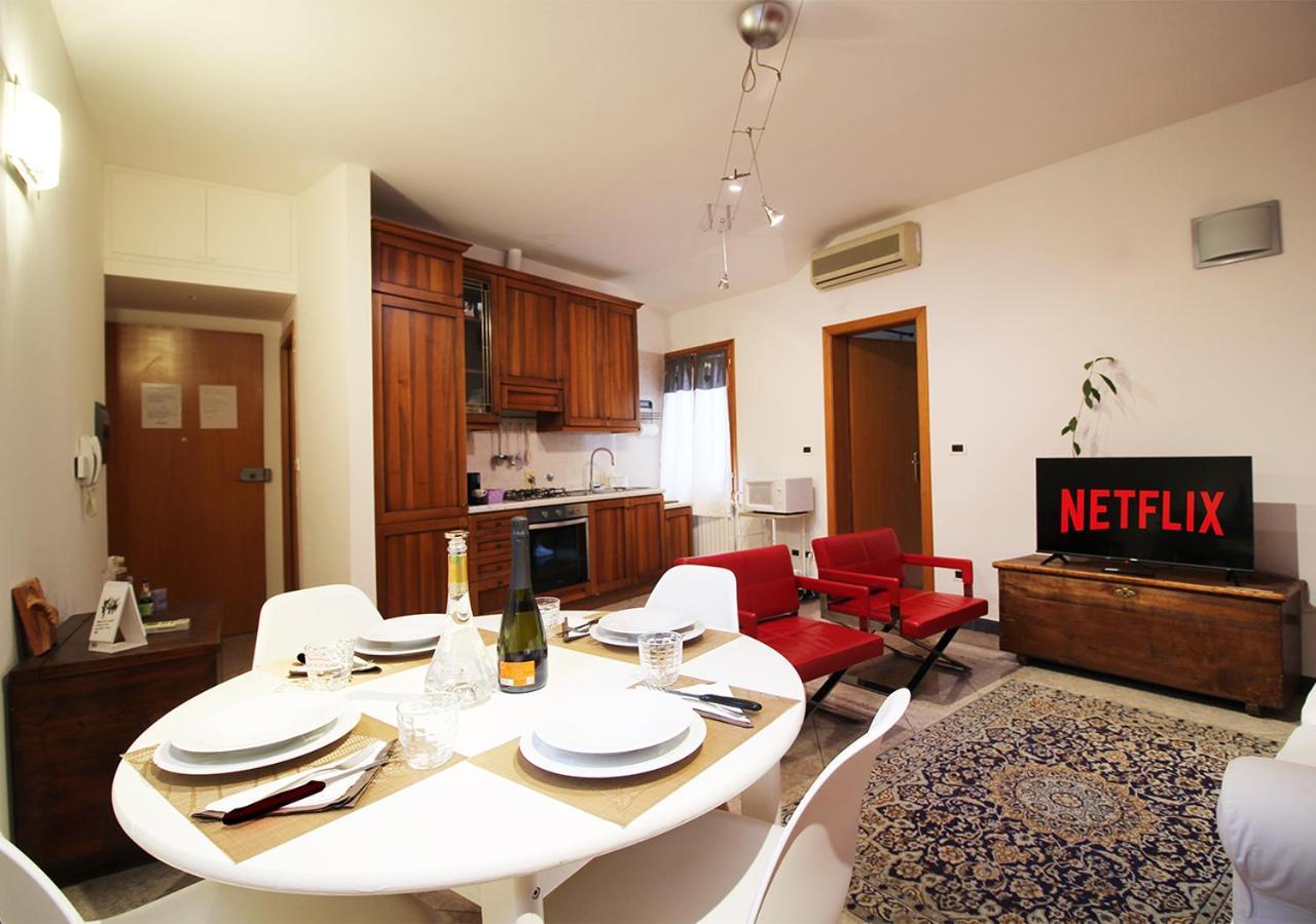Cozy Apartment In The Heart Of Bologna Exterior photo