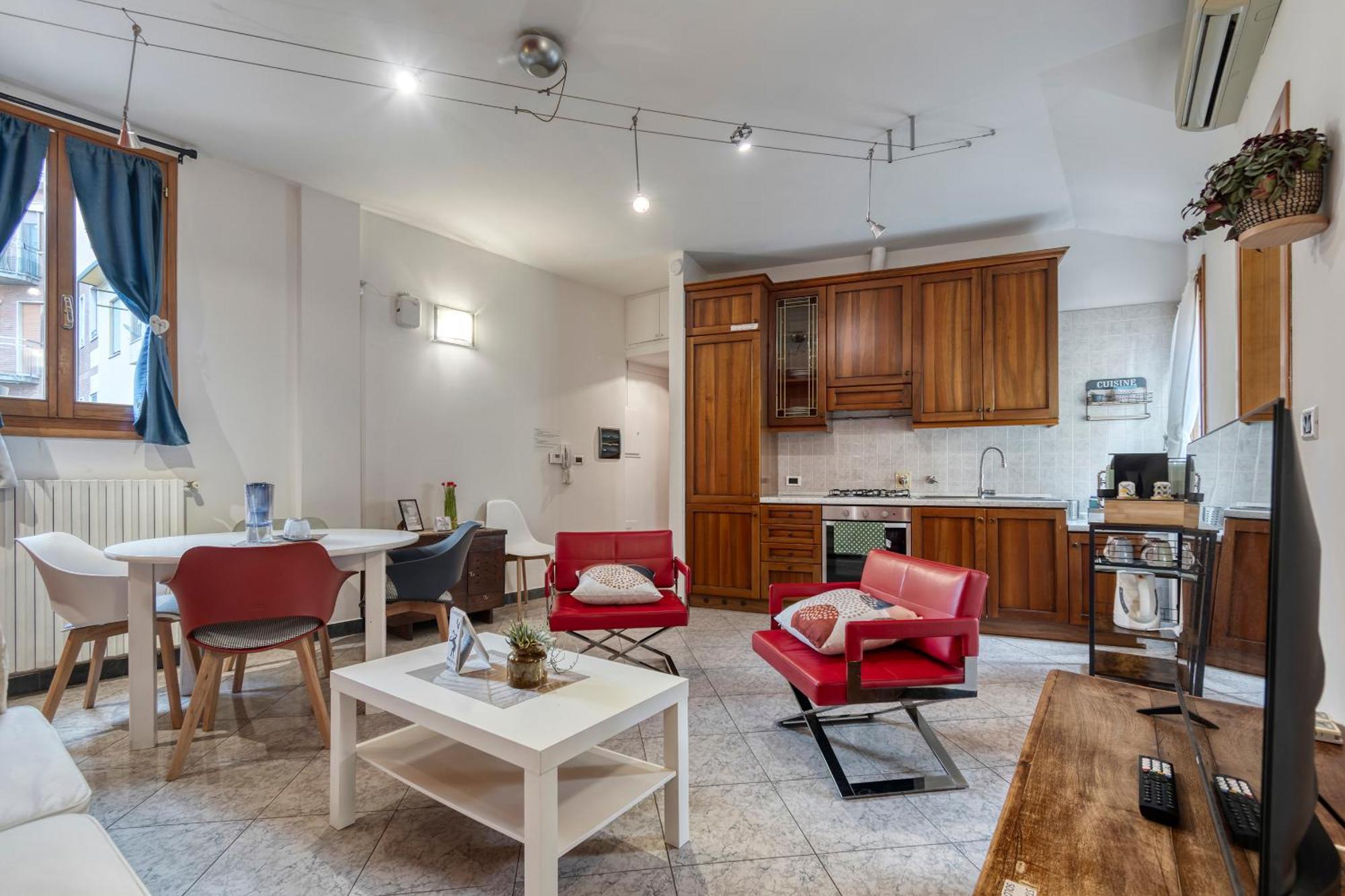 Cozy Apartment In The Heart Of Bologna Exterior photo